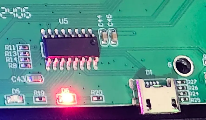 Close up image of the IC, and &ldquo;USB&rdquo; port
