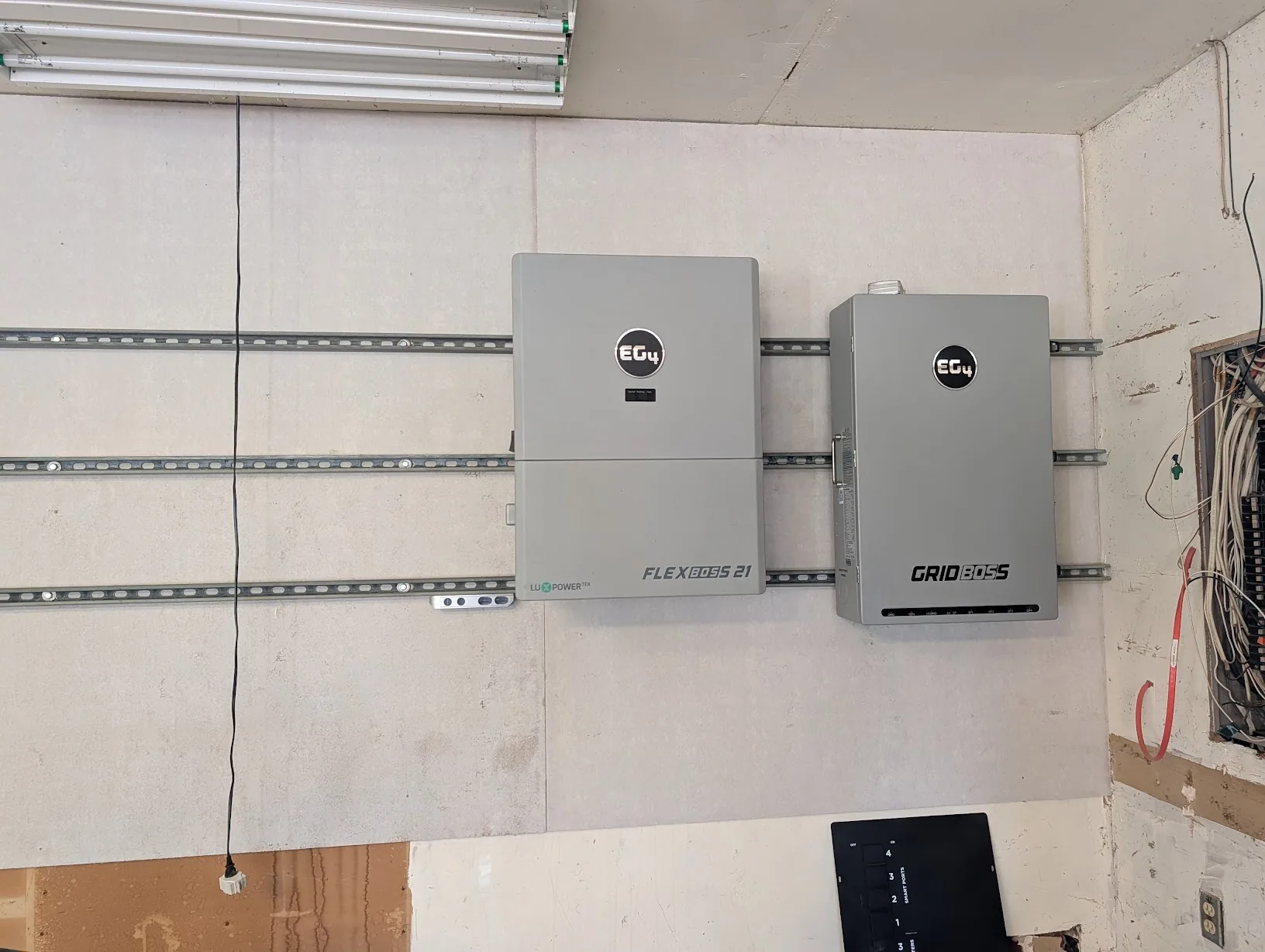 EG4 FlexBoss21 and GridBoss-S mounted on the strut wall