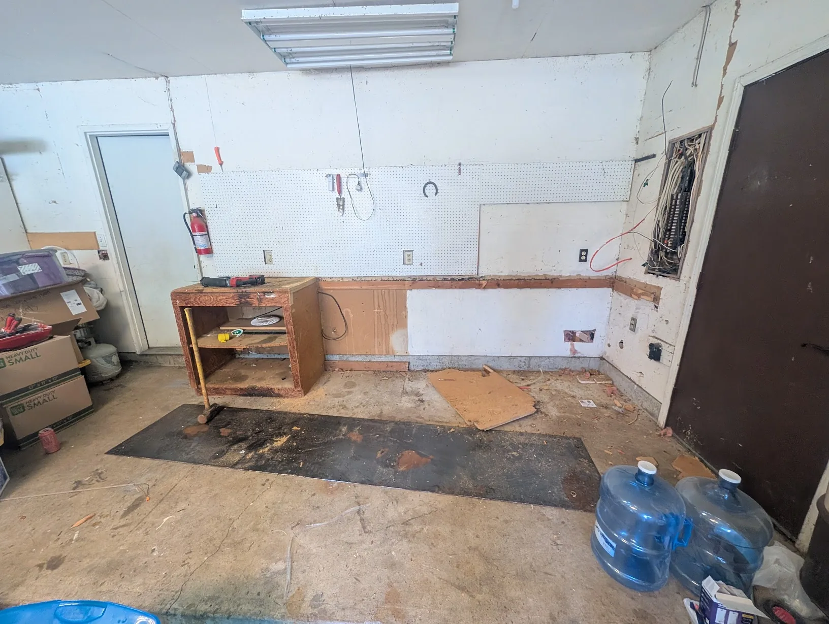 Workbench partially busted out, only a small section remaining