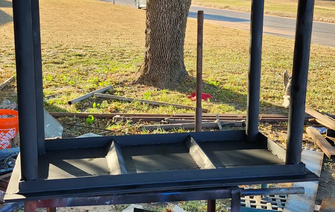 Photo showing the table with a coat of black primer