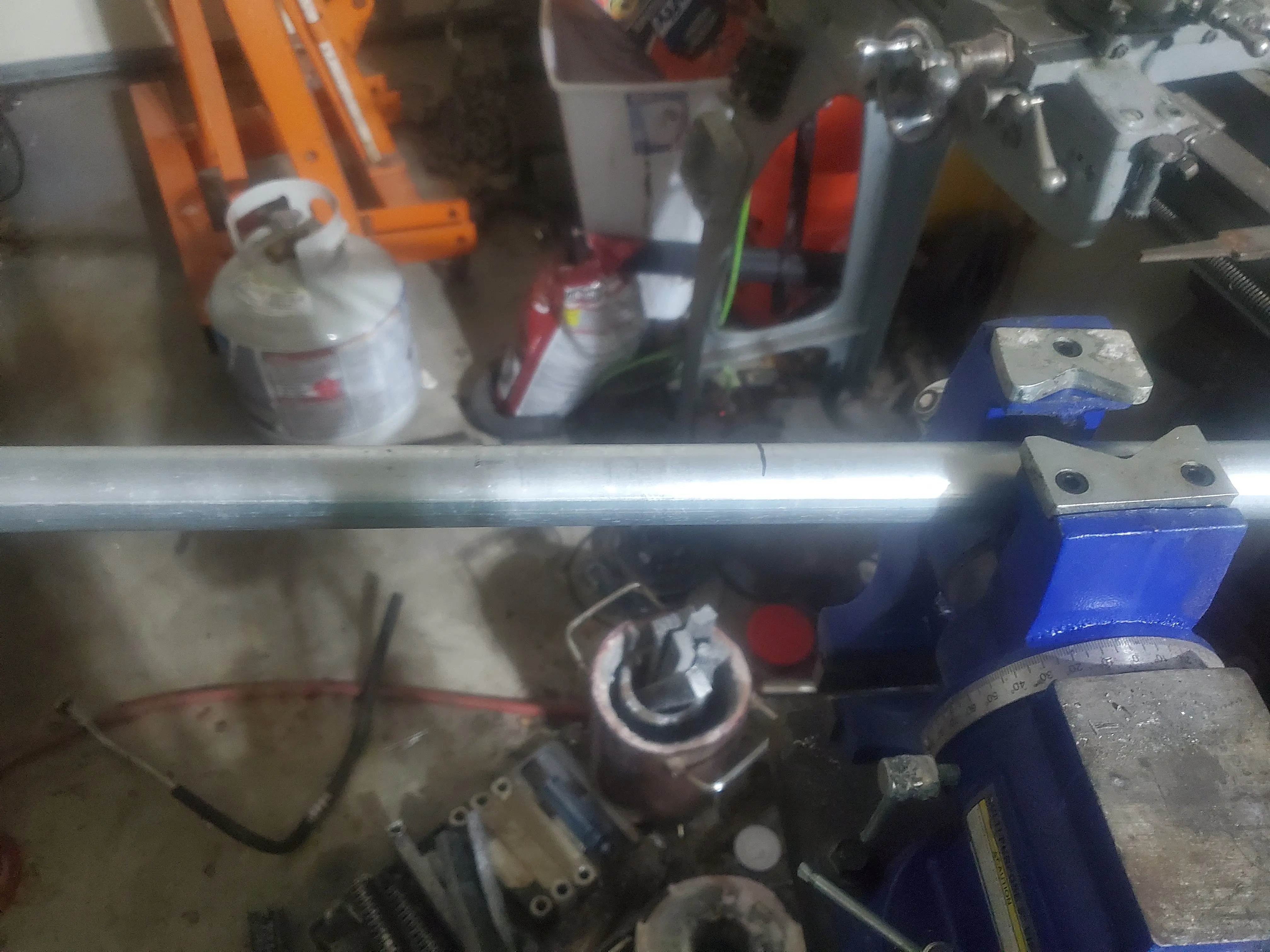 Conduit in vice