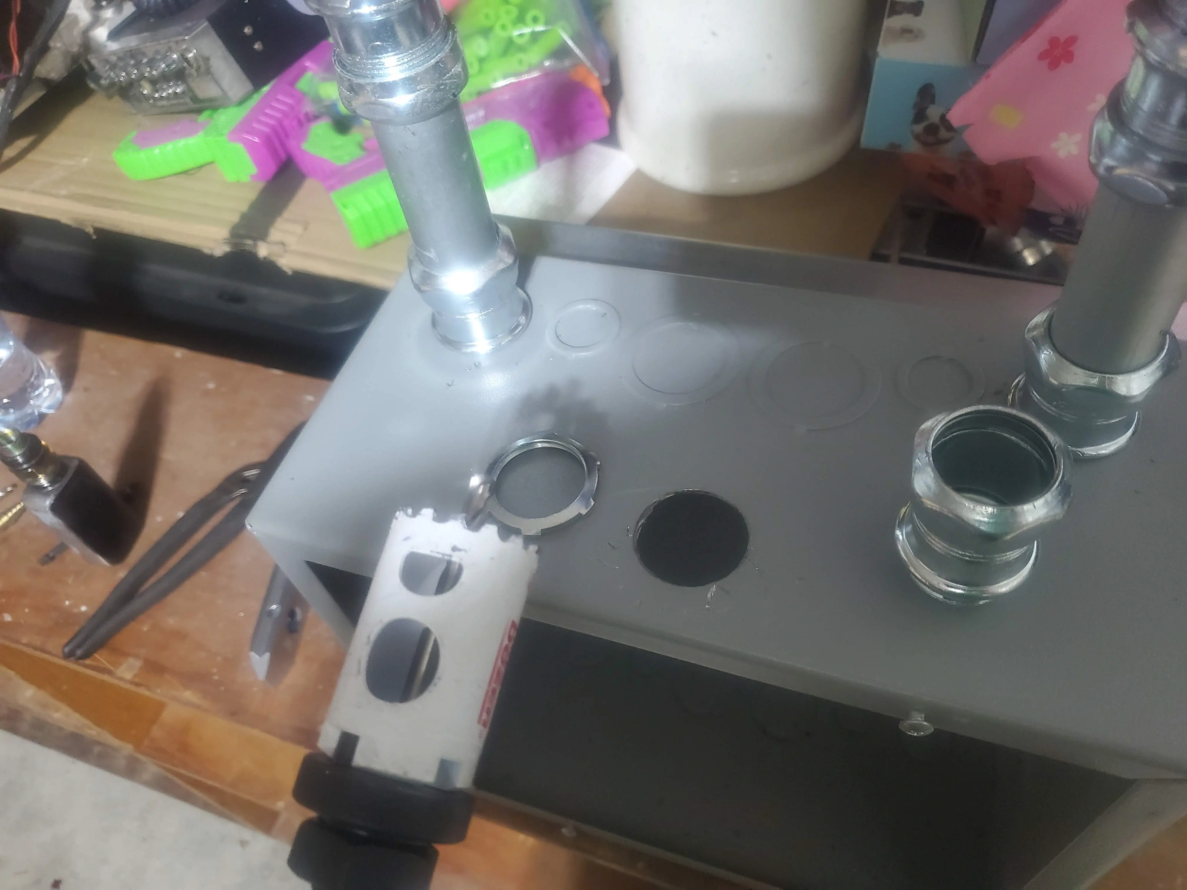 Drilling middle hole